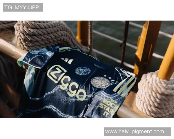 超值足球明星亲笔签名球衣限量发售让你拥有明星的荣耀